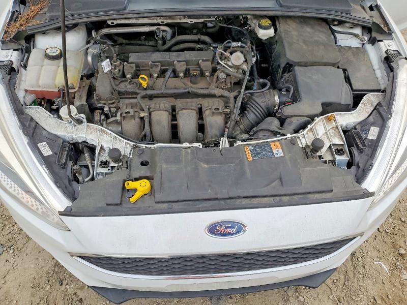 Фото 11 - FORD FOCUS