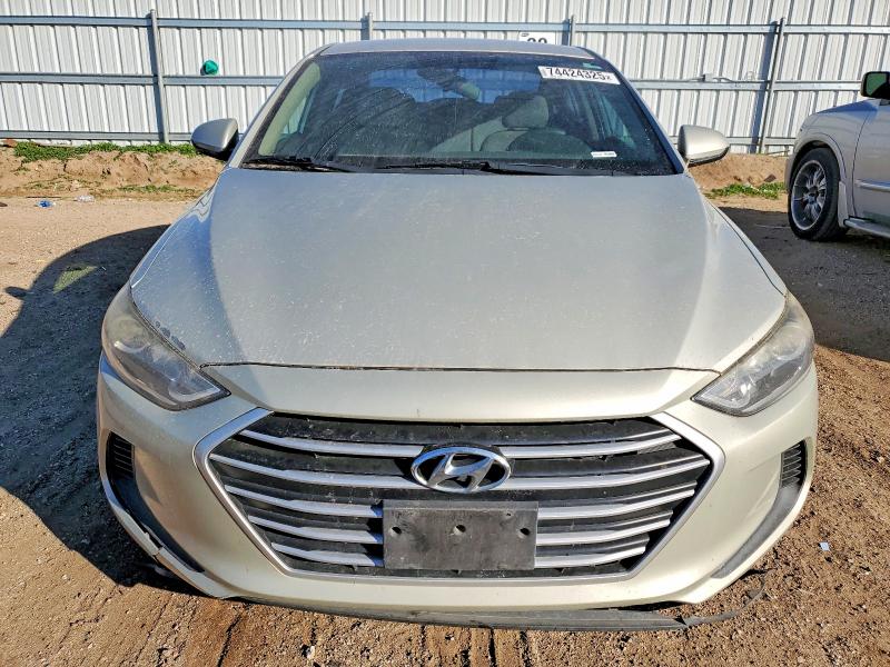 Фото 5 - HYUNDAI ELANTRA