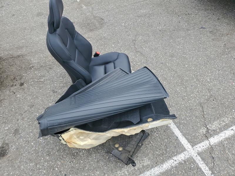 Фото 12 - VOLVO XC60