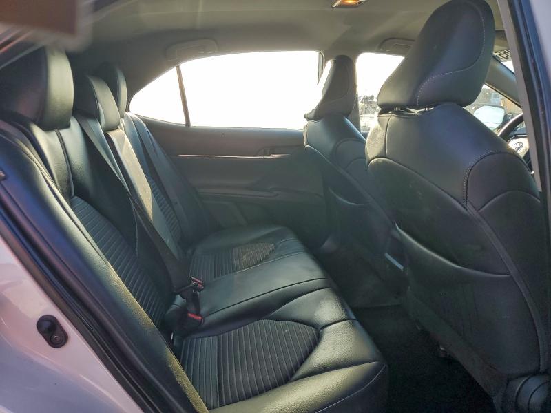 Фото 10 - TOYOTA CAMRY