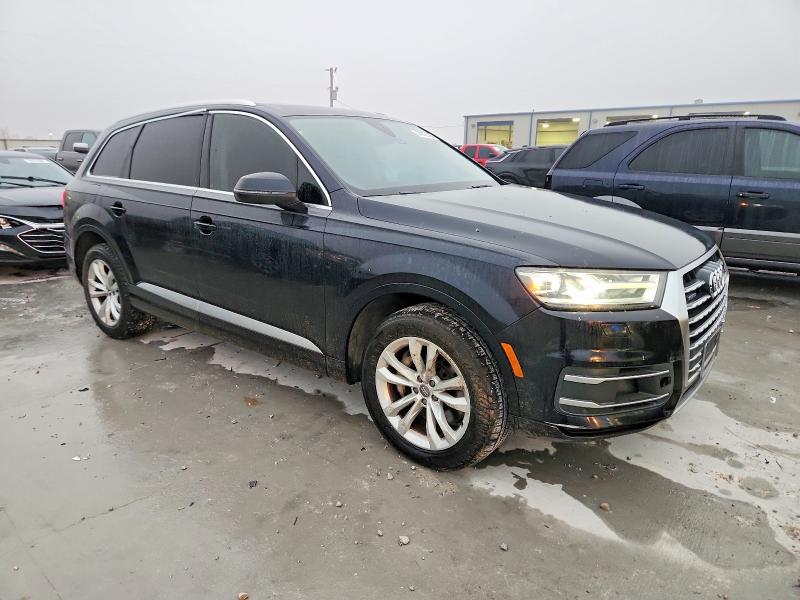 Фото 4 - AUDI Q7