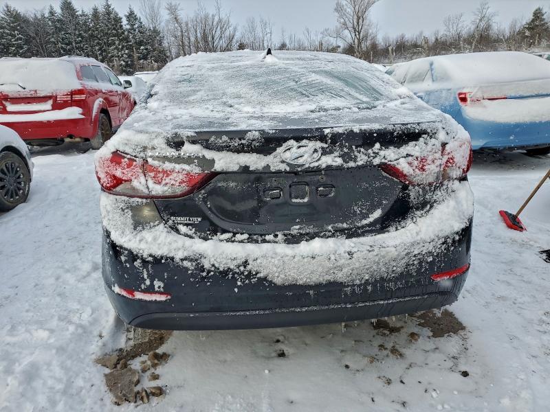 Фото 6 - HYUNDAI ELANTRA