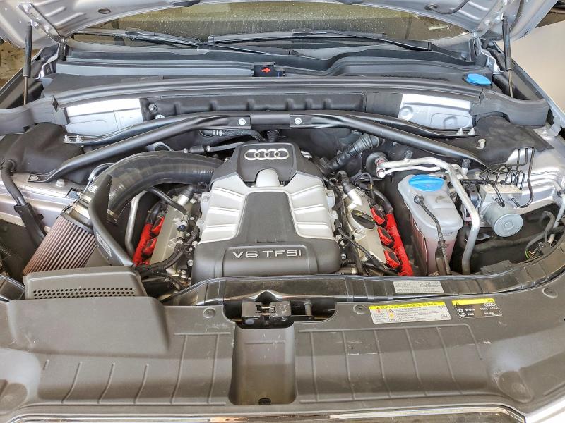 Фото 12 - AUDI SQ5