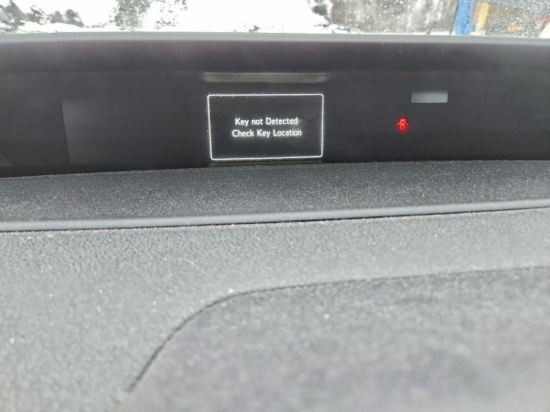 Фото 9 - TOYOTA PRIUS