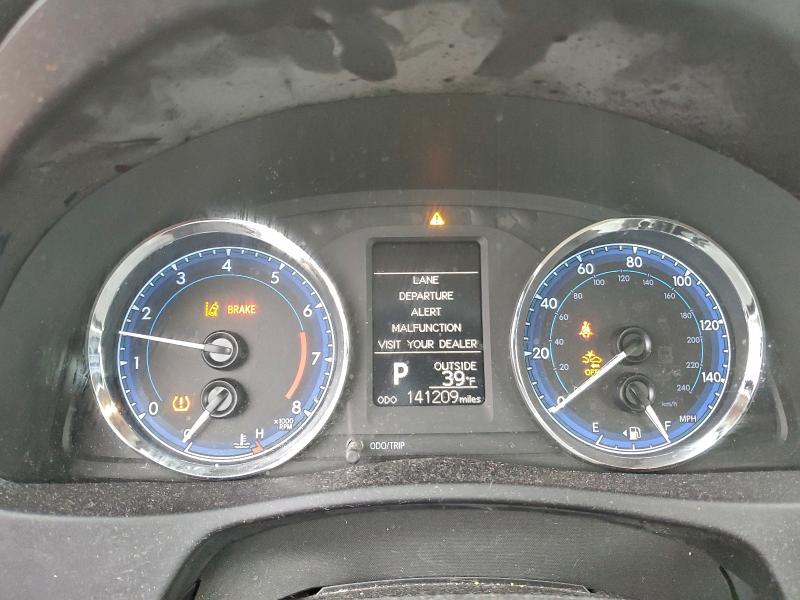 Фото 9 - TOYOTA COROLLA