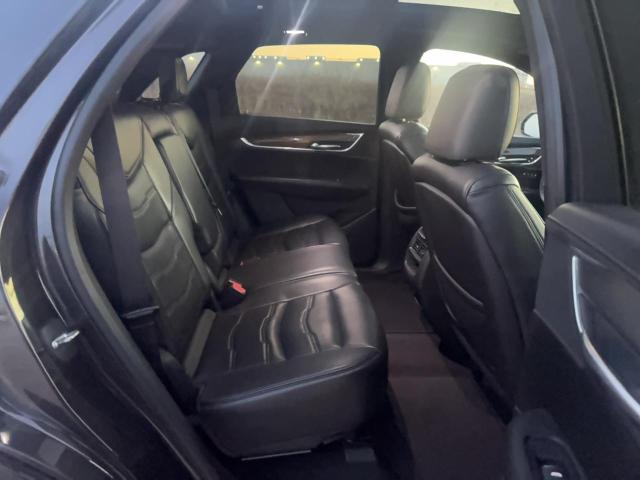 Фото 6 - CADILLAC XT5