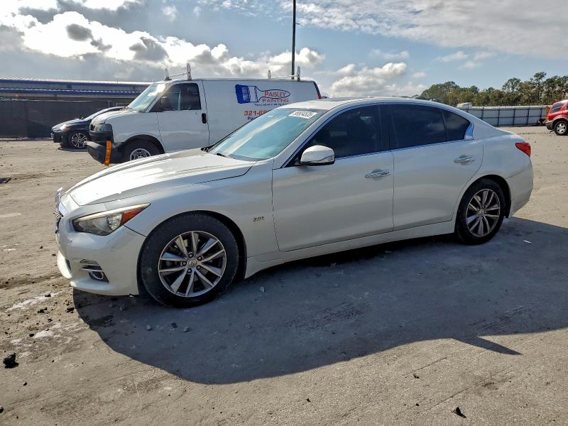 Фото 1 - INFINITI Q50