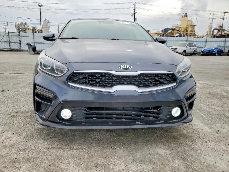 Фото 5 - KIA FORTE