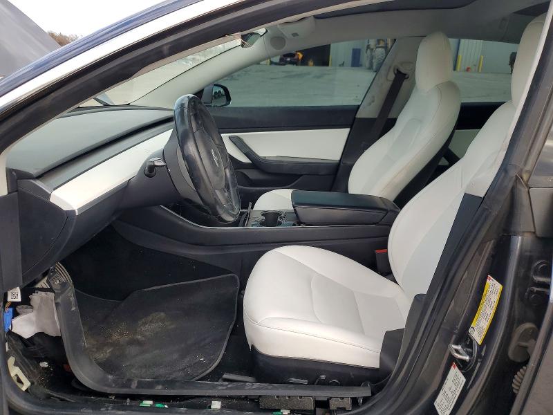 Фото 7 - TESLA MODEL 3