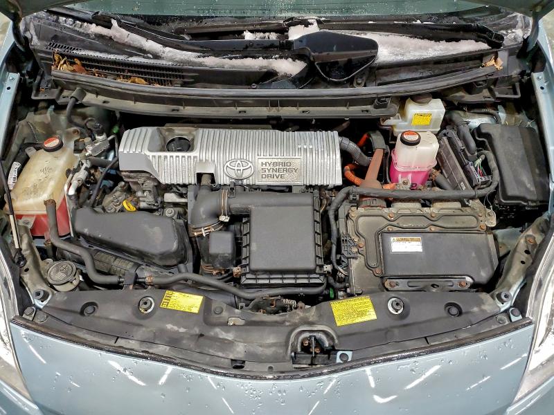 Фото 11 - TOYOTA PRIUS