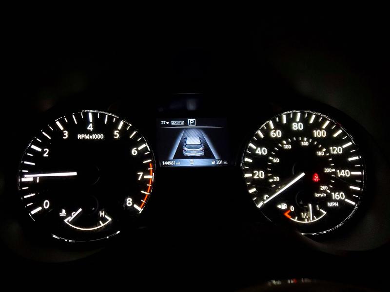 Фото 9 - NISSAN PATHFINDER