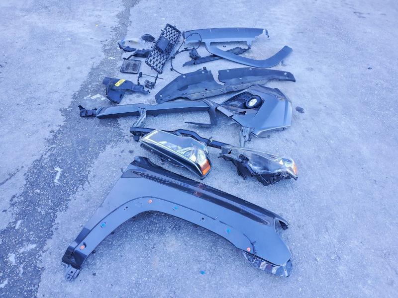 Фото 13 - TOYOTA 4RUNNER