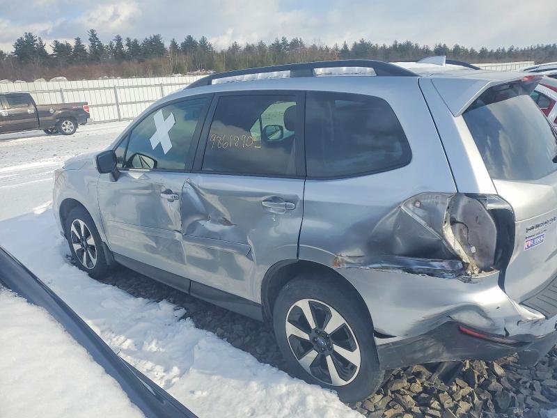 Фото 2 - SUBARU FORESTER