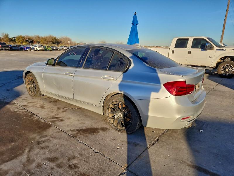 Фото 2 - BMW 3 SERIES