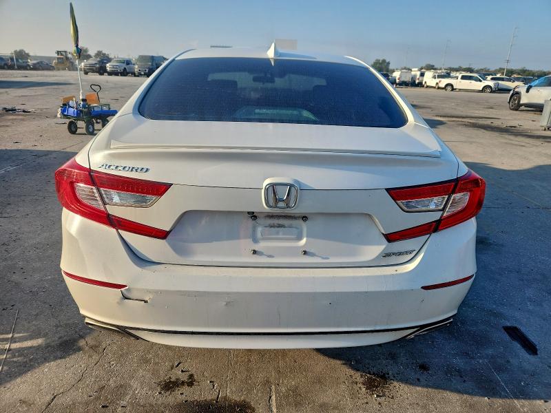 Фото 6 - HONDA ACCORD