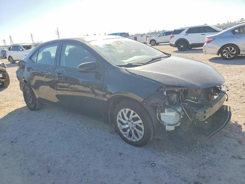 Фото 4 - TOYOTA COROLLA