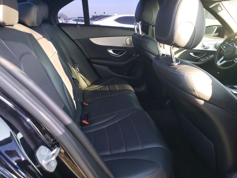 Фото 10 - MERCEDES-BENZ C-CLASS