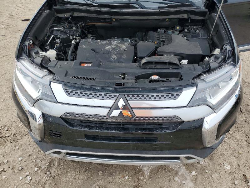 Фото 12 - MITSUBISHI OUTLANDER