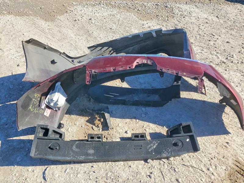 Фото 12 - TOYOTA AVALON