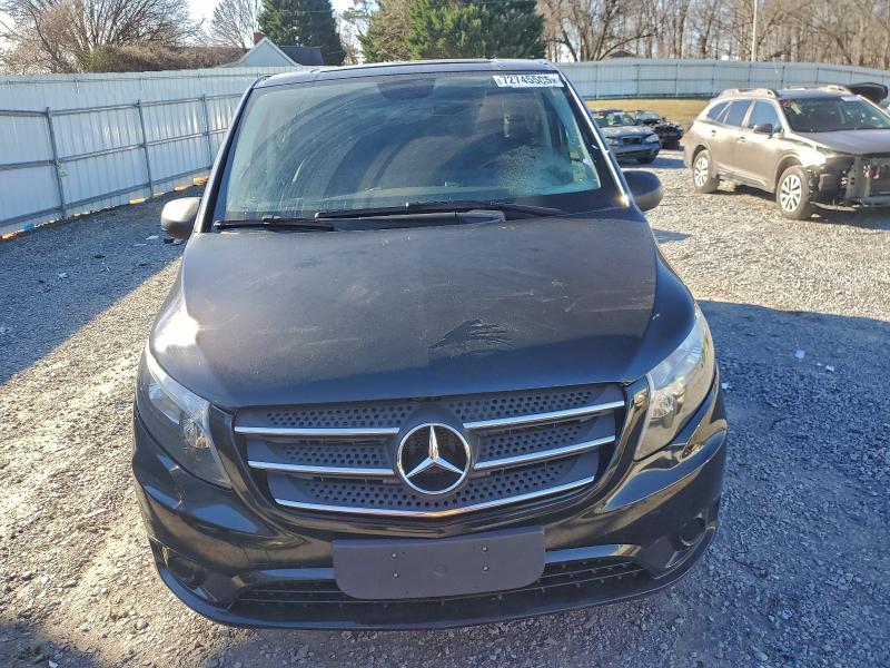 Фото 5 - MERCEDES-BENZ METRIS