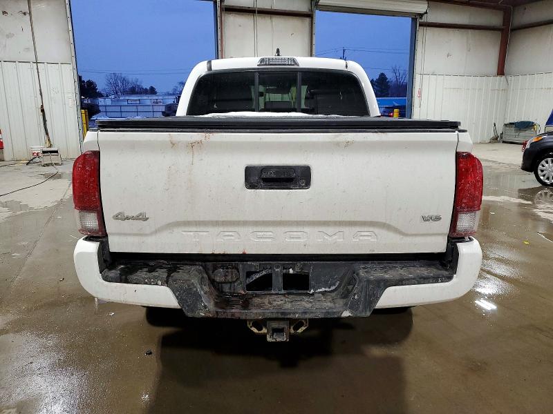 Фото 6 - TOYOTA TACOMA