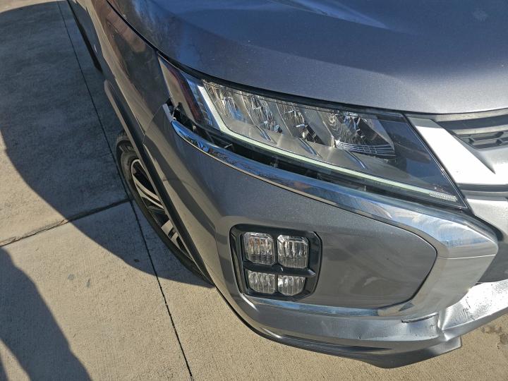 Фото 11 - MITSUBISHI OUTLANDER