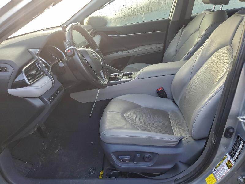 Фото 7 - TOYOTA CAMRY