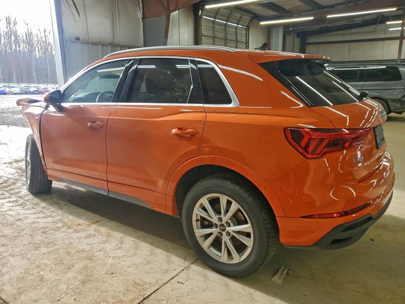 Фото 2 - AUDI Q3