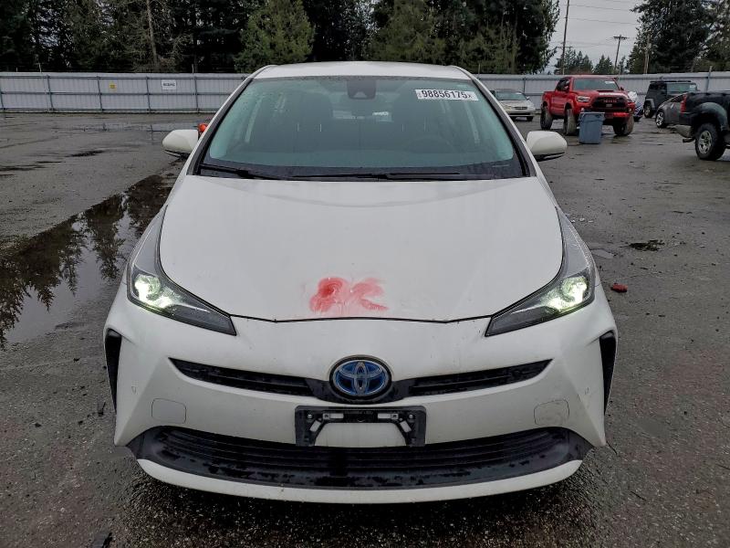 Фото 5 - TOYOTA PRIUS