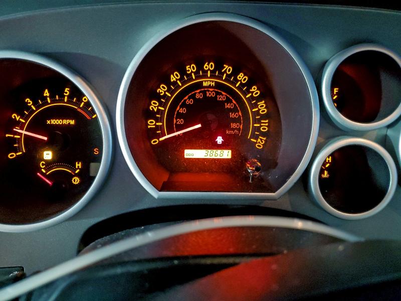 Фото 9 - TOYOTA SEQUOIA