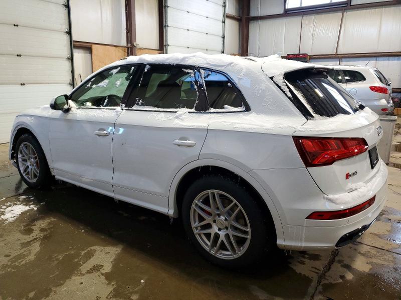 Фото 2 - AUDI SQ5