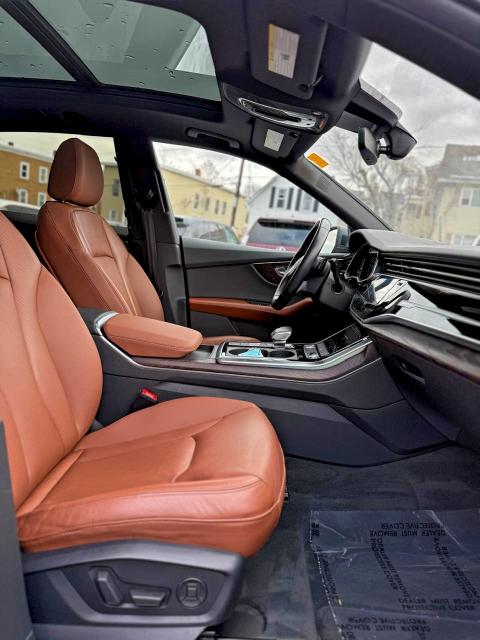 Фото 9 - AUDI Q8