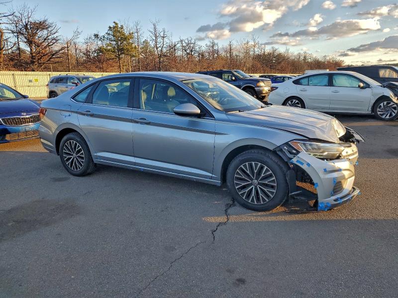 Фото 4 - VOLKSWAGEN JETTA