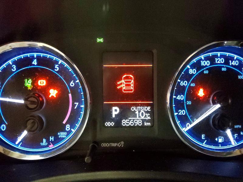 Фото 9 - TOYOTA COROLLA