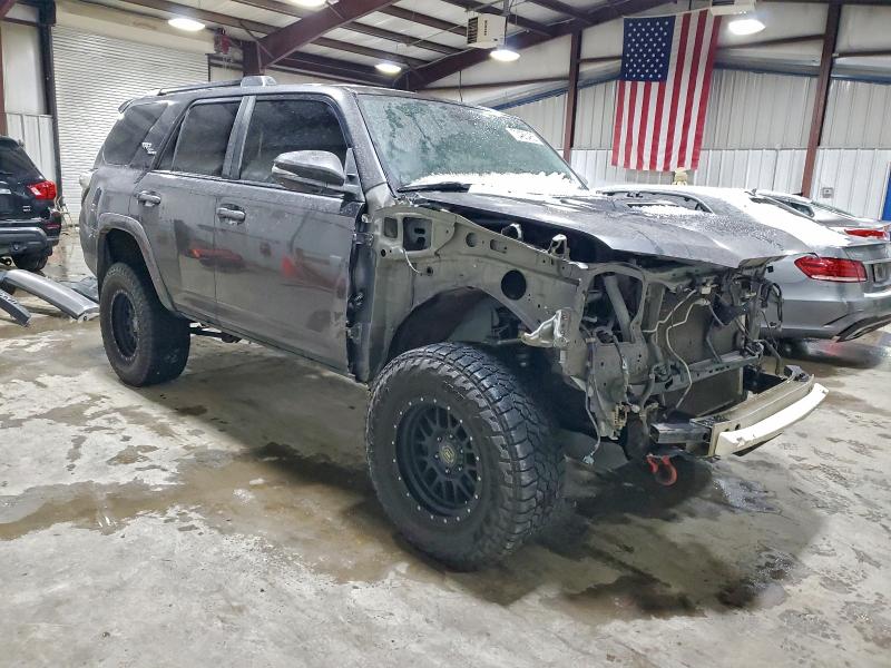 Фото 4 - TOYOTA 4RUNNER