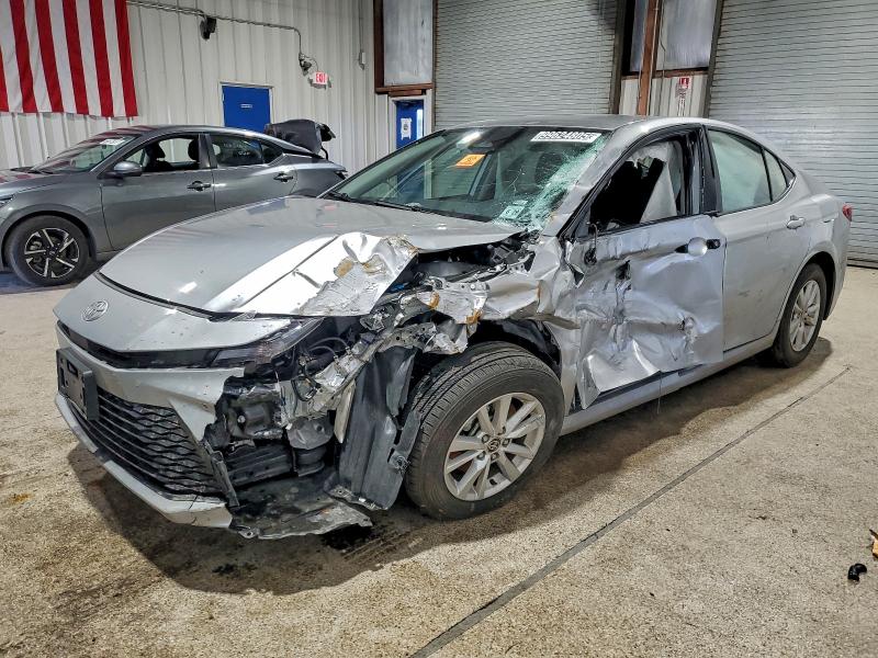 Фото 1 - TOYOTA CAMRY