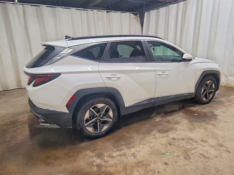 Фото 3 - HYUNDAI TUCSON