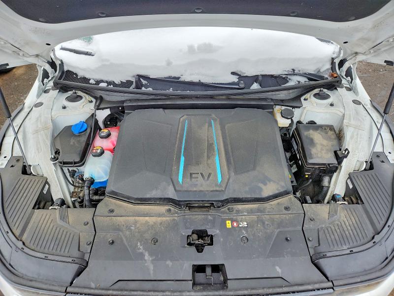 Фото 12 - HYUNDAI IONIQ