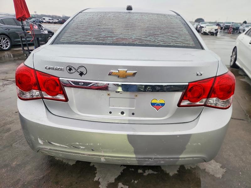 Фото 6 - CHEVROLET CRUZE