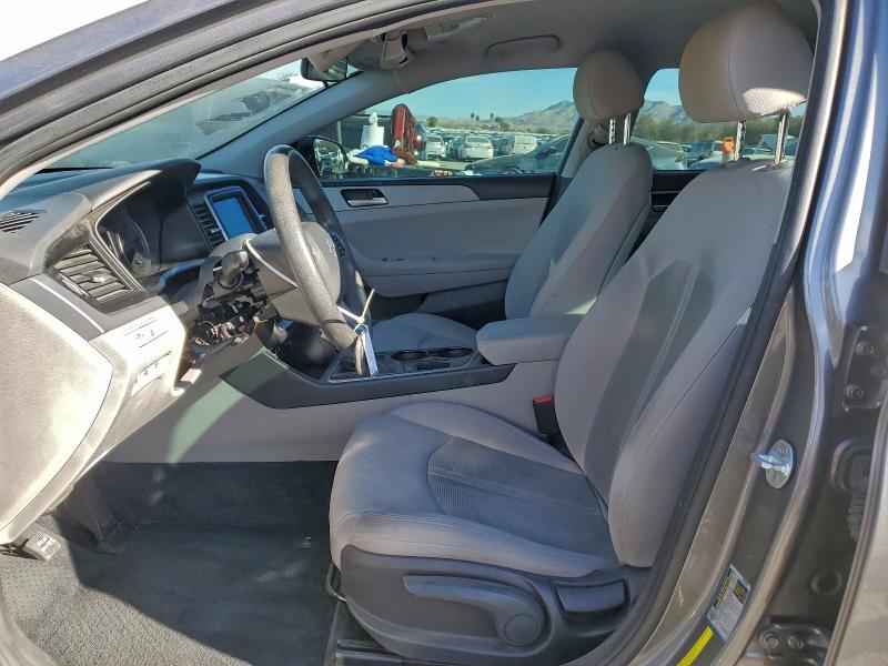 Фото 7 - HYUNDAI SONATA