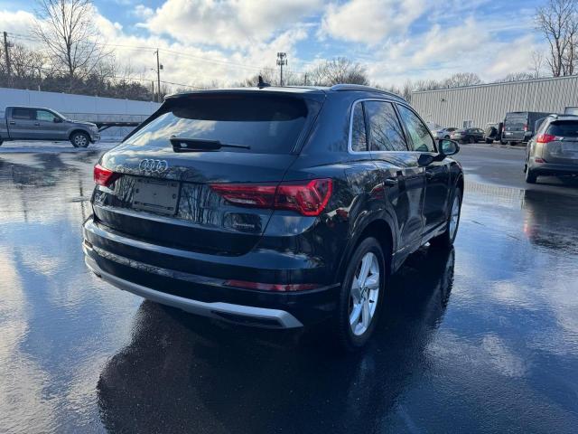 Фото 3 - AUDI Q3