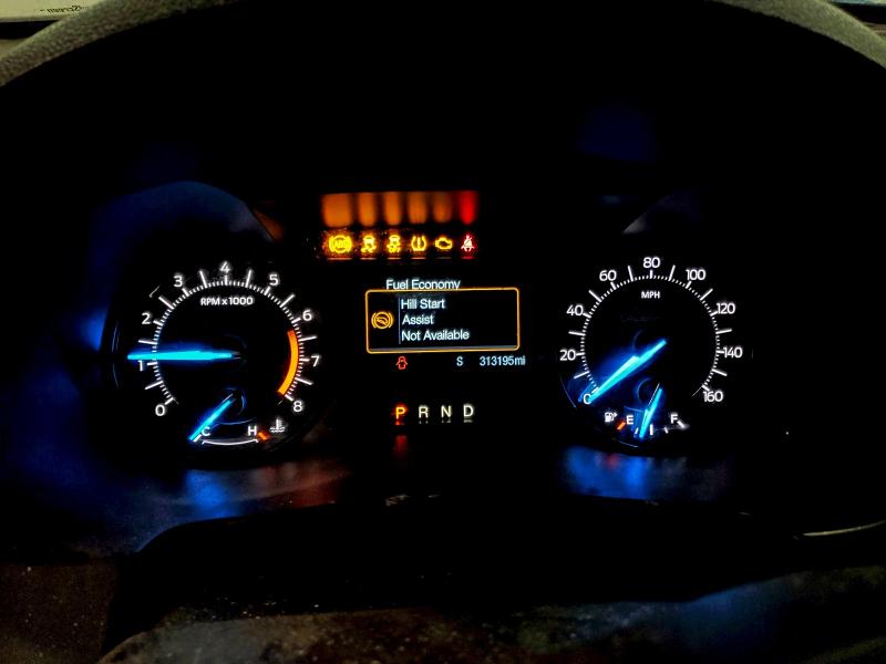 Фото 9 - FORD EXPLORER