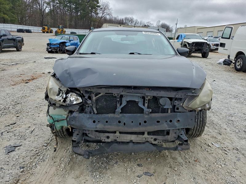 Фото 5 - MAZDA 3