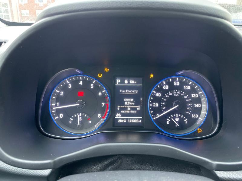 Фото 8 - HYUNDAI KONA