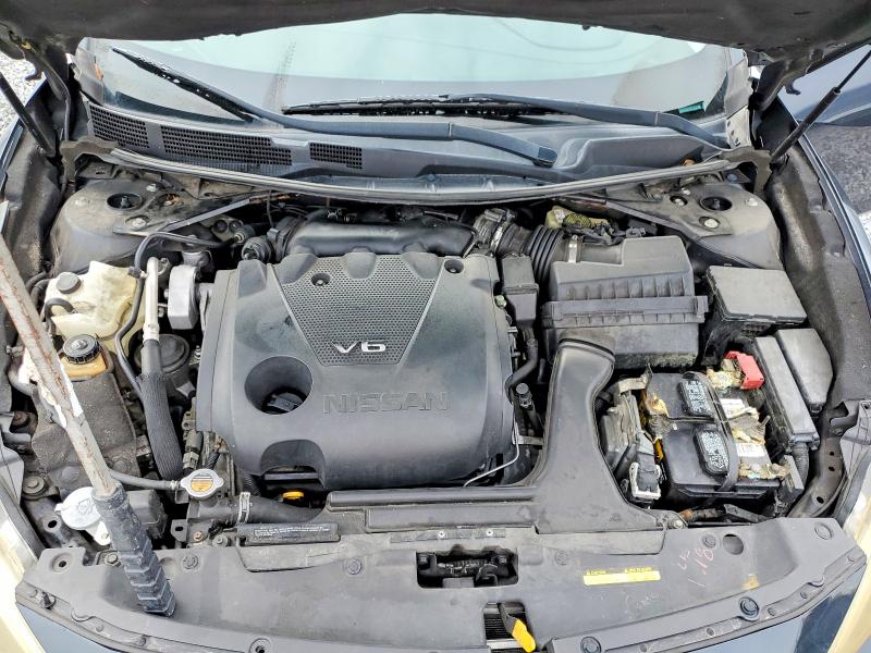 Фото 11 - NISSAN MAXIMA