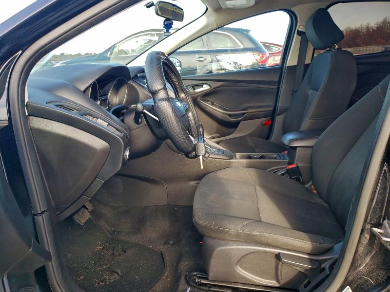 Фото 7 - FORD FOCUS