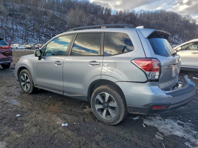Фото 2 - SUBARU FORESTER
