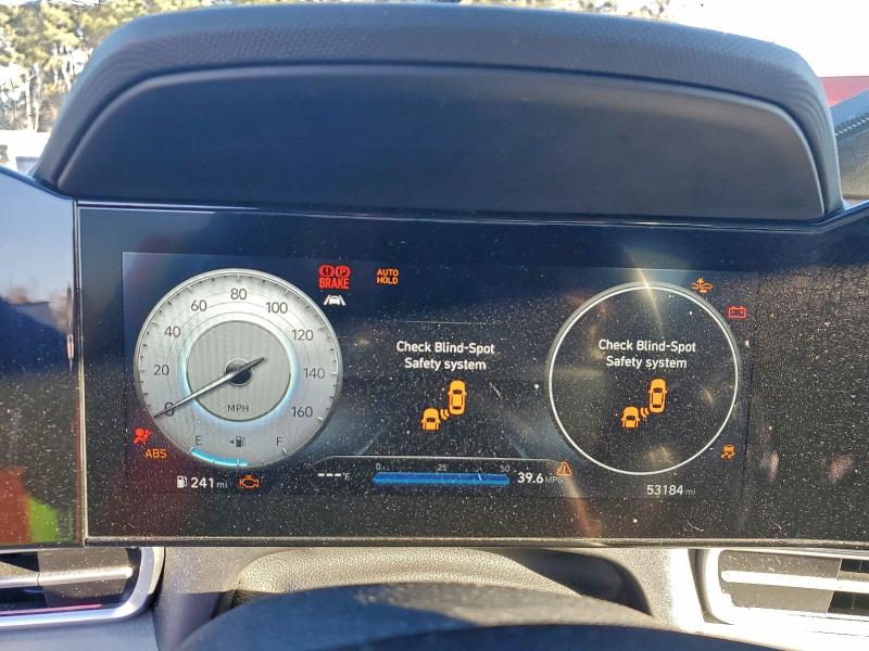 Фото 9 - HYUNDAI ELANTRA