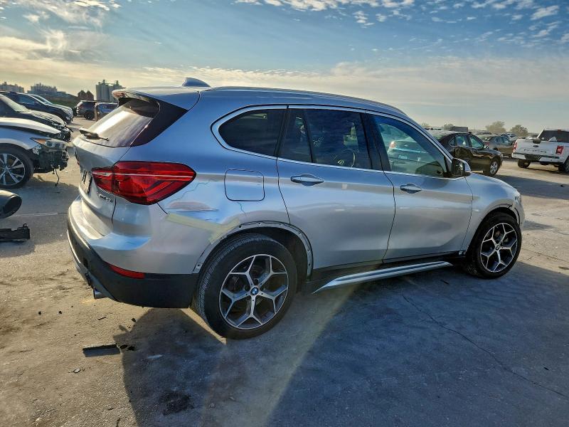 Фото 3 - BMW X1