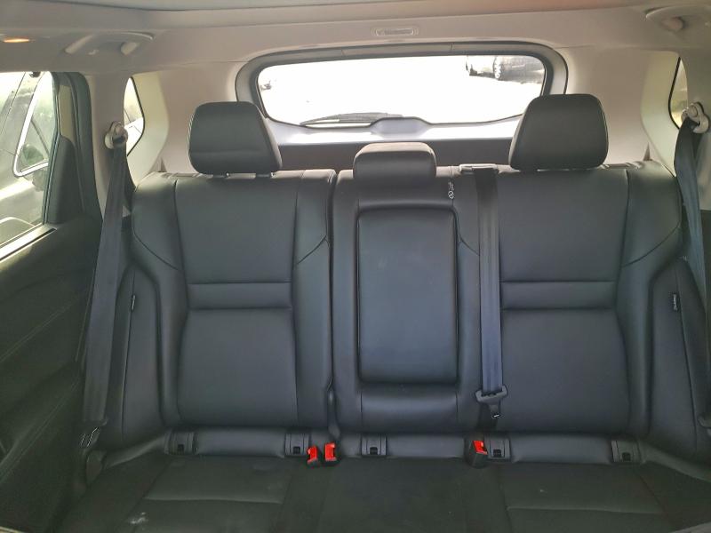 Фото 10 - NISSAN ROGUE